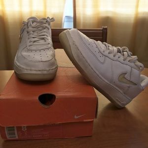 Nike women’s Air Force 1 JSW size 8